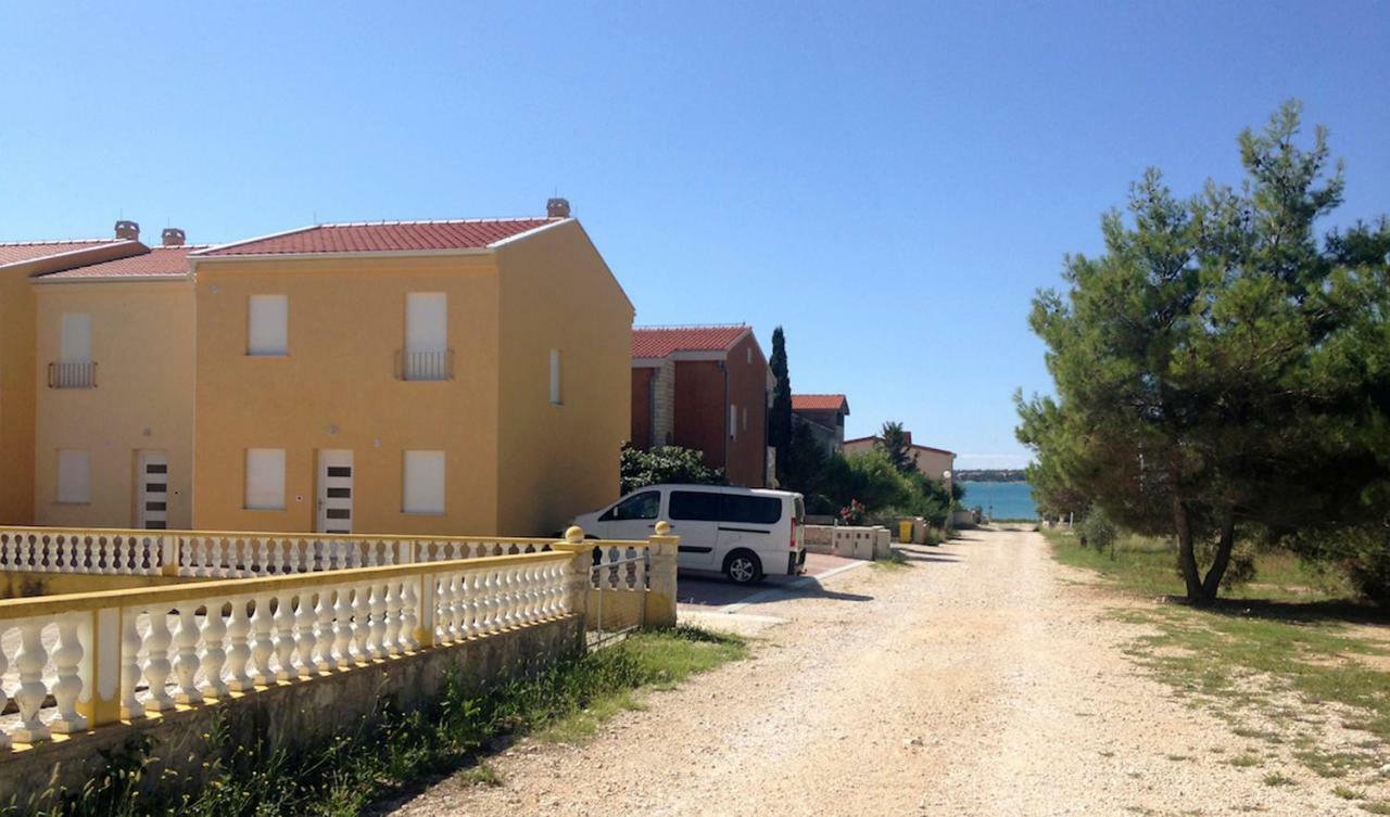 Giotto Holiday Houses Vrsi Εξωτερικό φωτογραφία